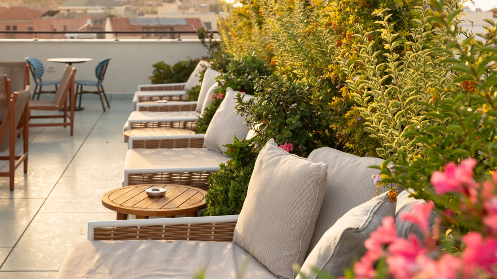 תמונת מלון Bazaar גג המלון